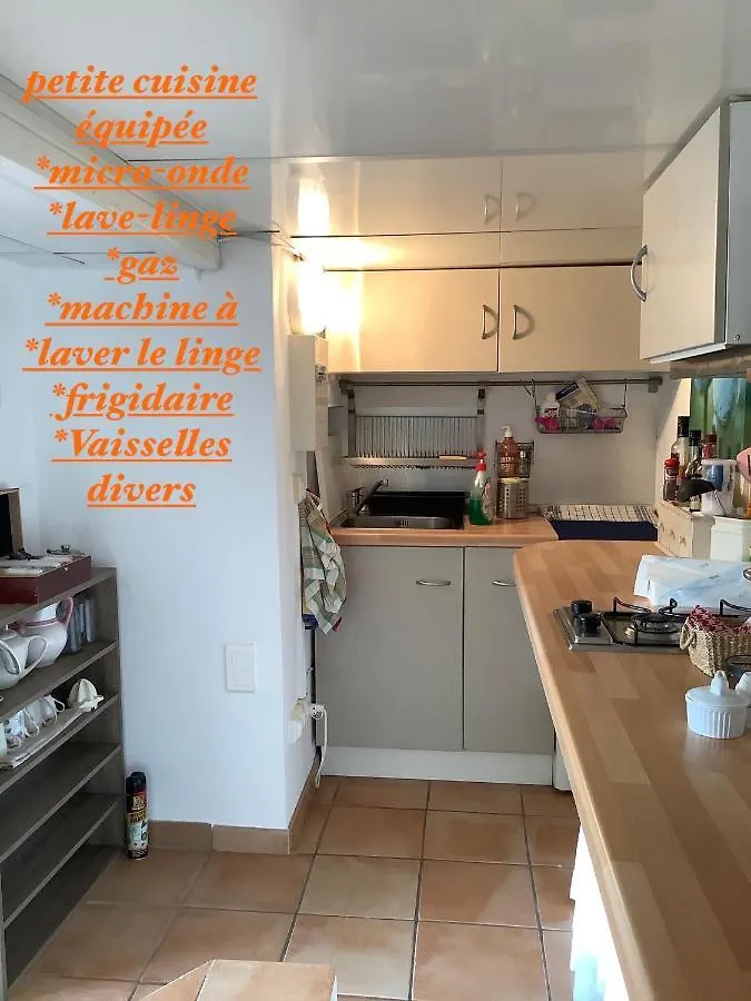 Guest house Les Grimaldines - Maison D'Hotes