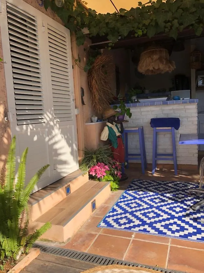 Les Grimaldines - Maison D'Hotes 2*, Cagnes-sur-Mer